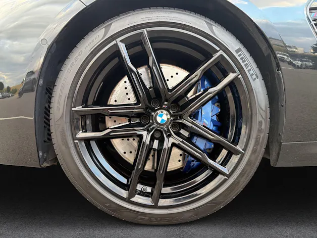 BMW M8 Competition xDrive Cabriolet