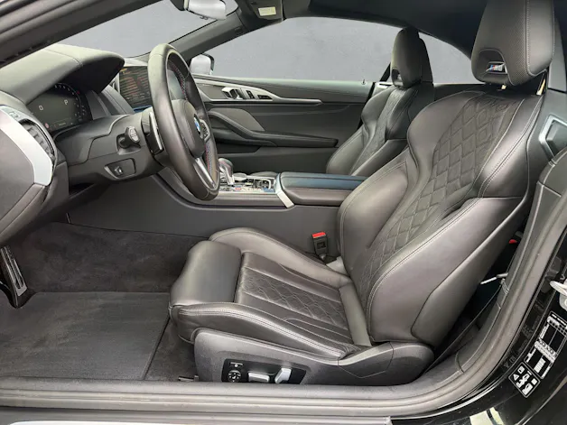 BMW M8 Competition xDrive Cabriolet