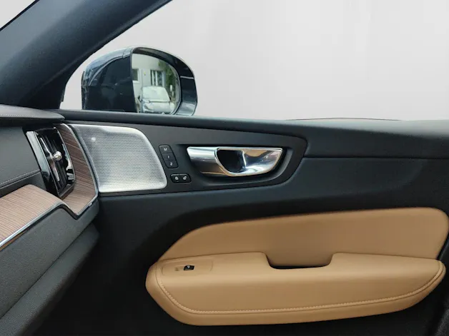 Volvo XC60 2.0 T6 TE Ultimate Bright eAWD