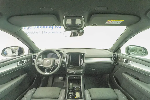 Volvo XC40 2.0 B4 MH Plus Dark
