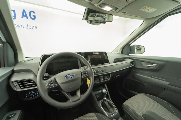 Ford Tourneo Courier 1.0 EcoBoost Trend