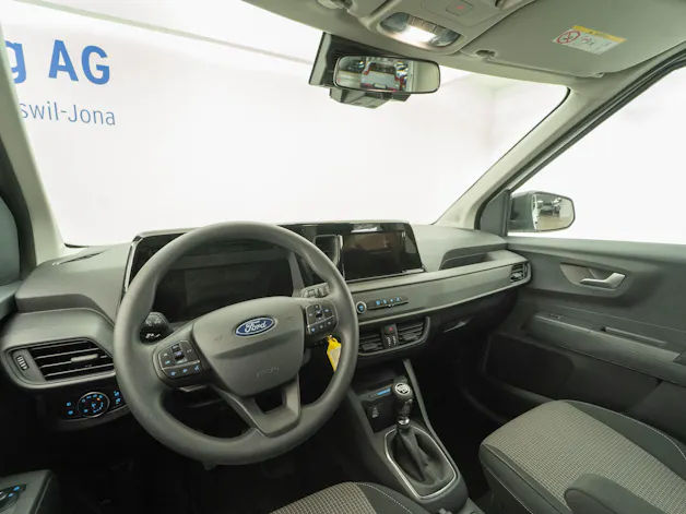 Ford Tourneo Courier 1.0 EcoBoost Trend