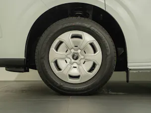 FORD Transit C Van 320 L1 2.5 Duratec 233 Trend PHEV