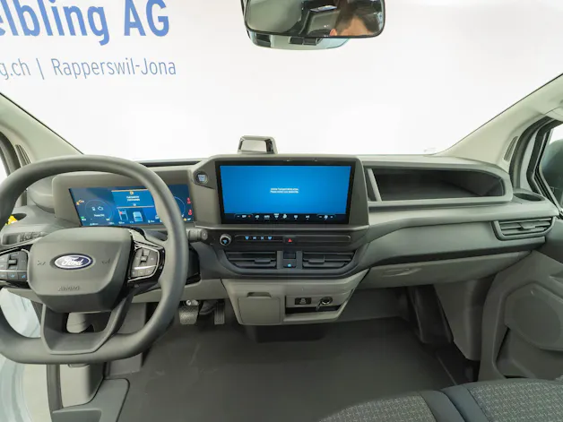 FORD Transit C Van 320 L1 2.5 Duratec 233 Trend PHEV