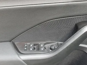SKODA Octavia Combi 1.5 TSI Selection DSG
