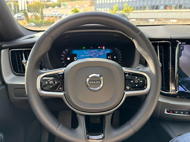 Volvo XC60 2.0 B5 MH Ultimate Dark AWD