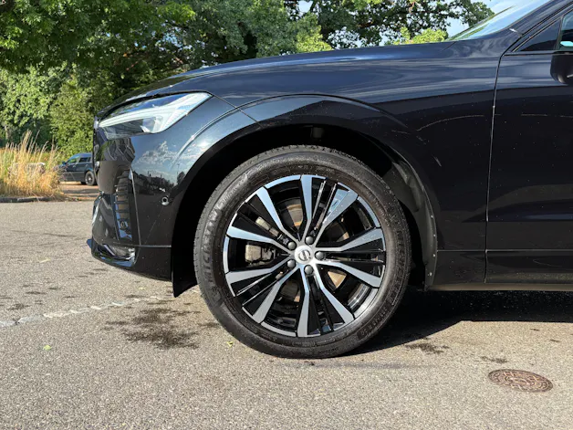 Volvo XC60 2.0 B5 MH Ultimate Dark AWD