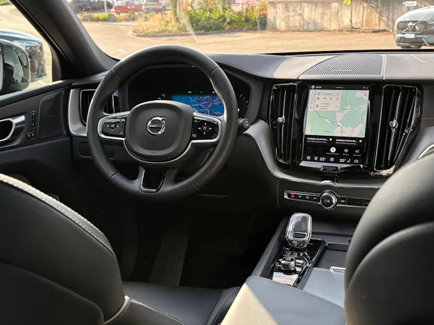 Volvo XC60 2.0 B5 MH Ultimate Dark AWD