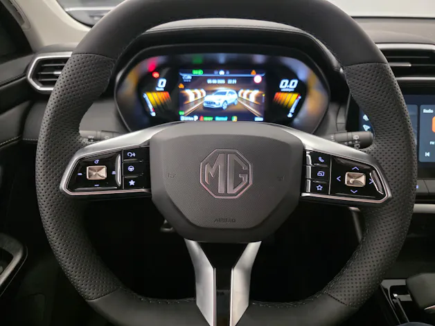 MG ZS 1.5 Hybrid+ Luxury