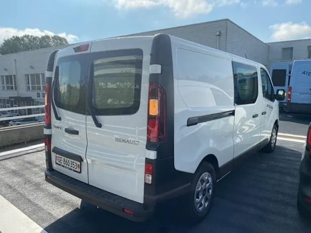 Renault Trafic 2.0 Blue dCi 150 Advance L2H1 EAG EN