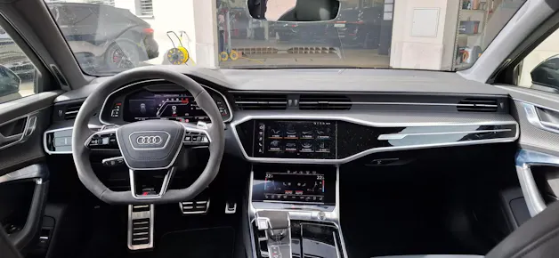 AUDI RS6 Avant 4.0 TFSI V8 quattro