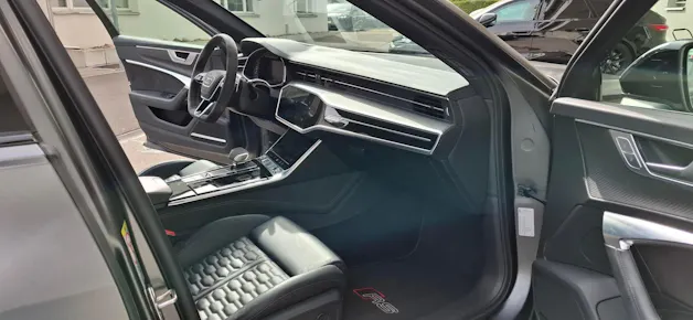AUDI RS6 Avant 4.0 TFSI V8 quattro