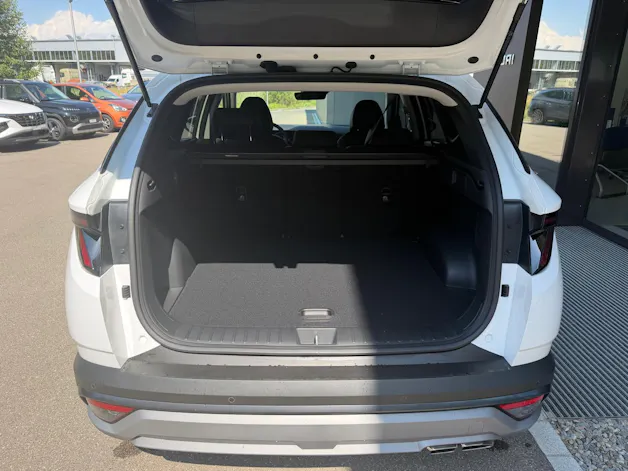 Hyundai Tucson 1.6 TGDI HEV Amplia 4WD