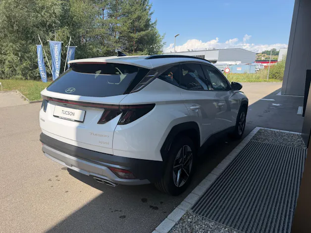 Hyundai Tucson 1.6 TGDI HEV Amplia 4WD