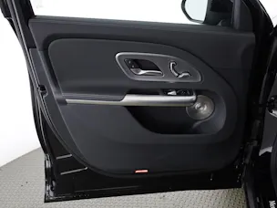 MERCEDES-BENZ GLB 220 4Matic 8G-Tronic