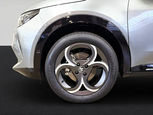 Alfa Romeo Junior 1.2 48V Hybrid Sport Speciale