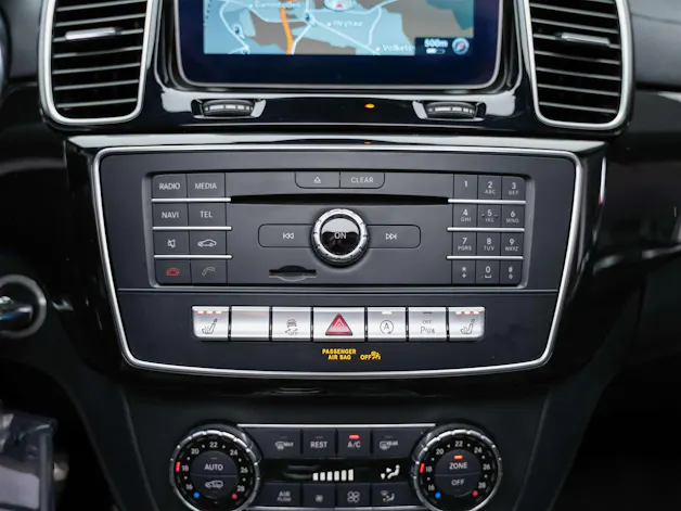 Mercedes-Benz GLE Coupé 43 AMG 4Matic 9G-Tronic *CH-Auto*Panorama*360° Kamera*Night Paket*