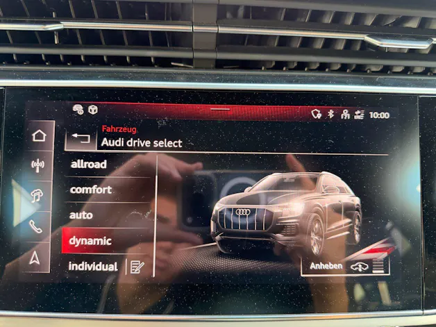 Audi Q8 3.0 TDI 231PS QUATTRO *** 360 GRAD KAMERA & 4 JAHRE AUDI WERKSGARANTIE ***