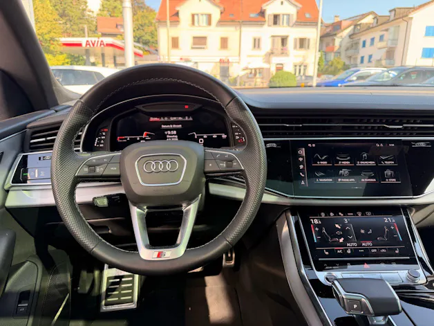 Audi Q8 3.0 TDI 231PS QUATTRO *** 360 GRAD KAMERA & 4 JAHRE AUDI WERKSGARANTIE ***