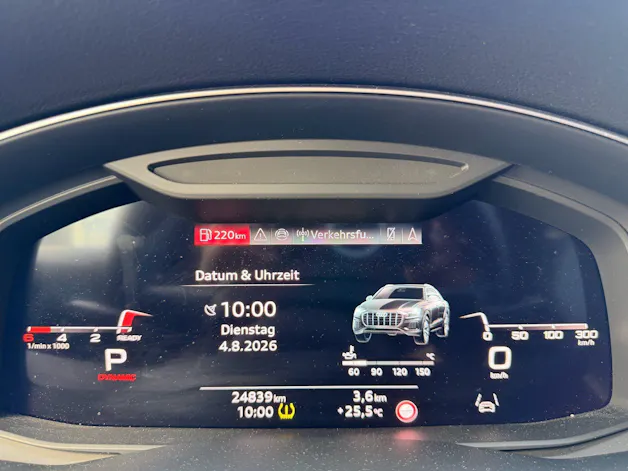 Audi Q8 3.0 TDI 231PS QUATTRO *** 360 GRAD KAMERA & 4 JAHRE AUDI WERKSGARANTIE ***