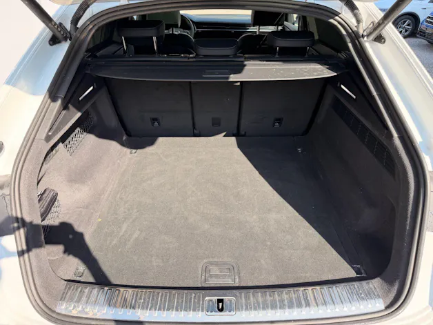 Audi Q8 3.0 TDI 231PS QUATTRO *** 360 GRAD KAMERA & 4 JAHRE AUDI WERKSGARANTIE ***