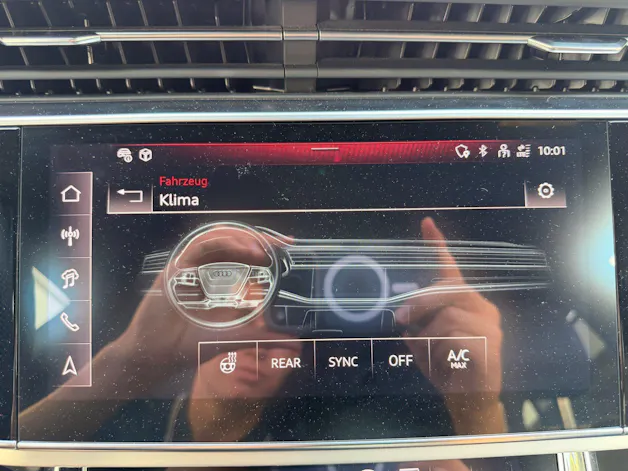 Audi Q8 3.0 TDI 231PS QUATTRO *** 360 GRAD KAMERA & 4 JAHRE AUDI WERKSGARANTIE ***