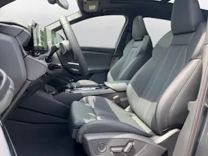 AUDI Q6 e-tron quattro