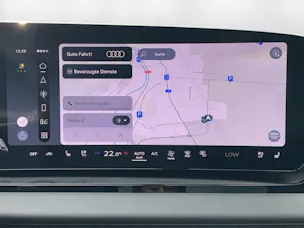 AUDI Q6 e-tron quattro