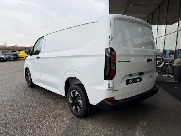 Ford Transit Custom Van PHEV 320 L1H1 Trend Automat
