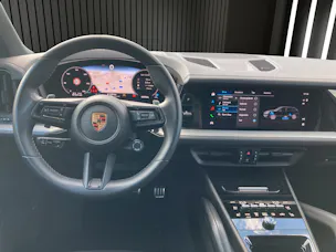 PORSCHE Cayenne S