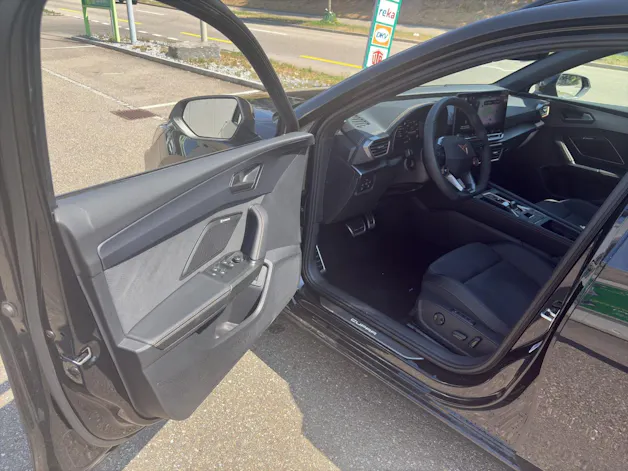 Cupra Leon ST 2.0 TSI 333 VZ 4Drive DSG
