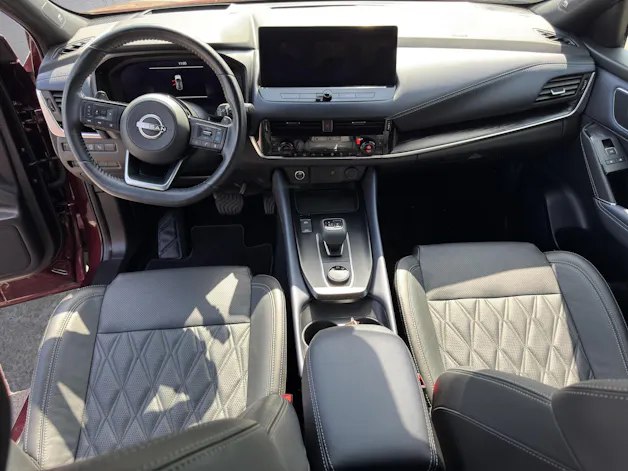NISSAN Qashqai 1.3 MHEV Tekna+ 4x4