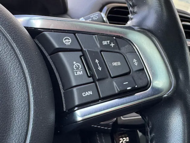 Jaguar F-Pace 30t 2.0 R-Sport AWD Automatik