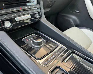 Jaguar F-Pace 30t 2.0 R-Sport AWD Automatik