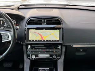 Jaguar F-Pace 30t 2.0 R-Sport AWD Automatik