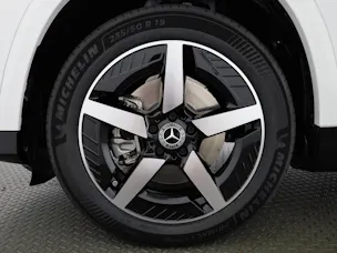MERCEDES-BENZ GLB 220 4Matic 8G-Tronic