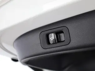MERCEDES-BENZ GLB 220 4Matic 8G-Tronic