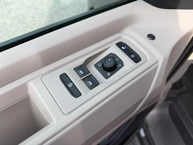 VW California eHybrid 4x4 Beach Tour Liberty 4Motion mit 5-Sitzplätzen