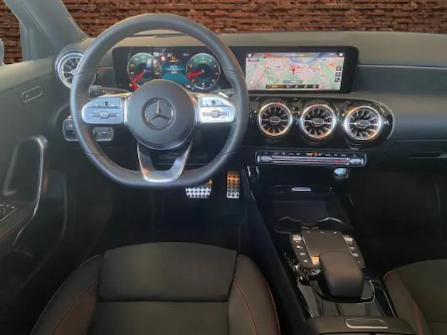 Mercedes-Benz A 180 Night Star AMG Line