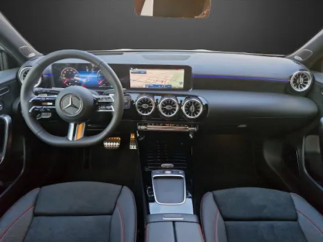 Mercedes-Benz A 250 e 8G-DCT