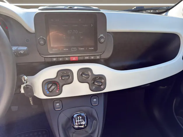 Fiat Pandina 1.0 Hybrid Cross
