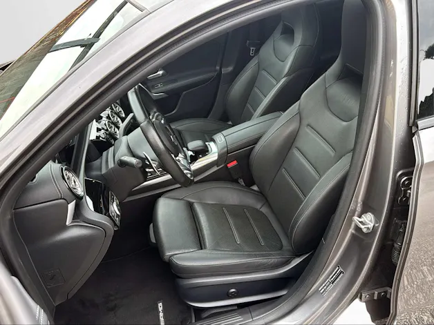 Mercedes-Benz A 35 AMG 4Matic Speedshift