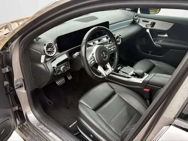 Mercedes-Benz A 35 AMG 4Matic Speedshift