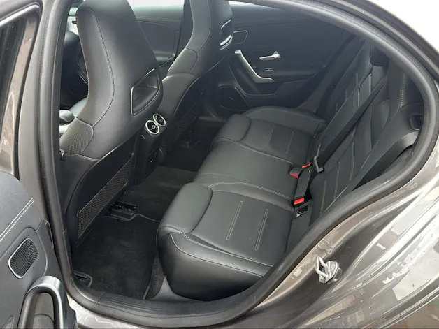 Mercedes-Benz A 35 AMG 4Matic Speedshift