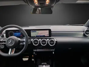 MERCEDES-BENZ A 200 Night Star 7G-DCT