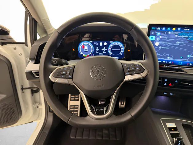 VW Golf 8 1.5 eTSI Goal DSG