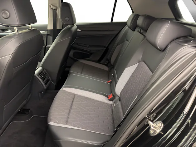 VW Golf 8 1.5 eTSI Goal DSG