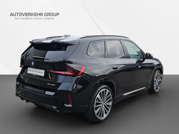 BMW iX1 xDrive 30 M Sport Pro