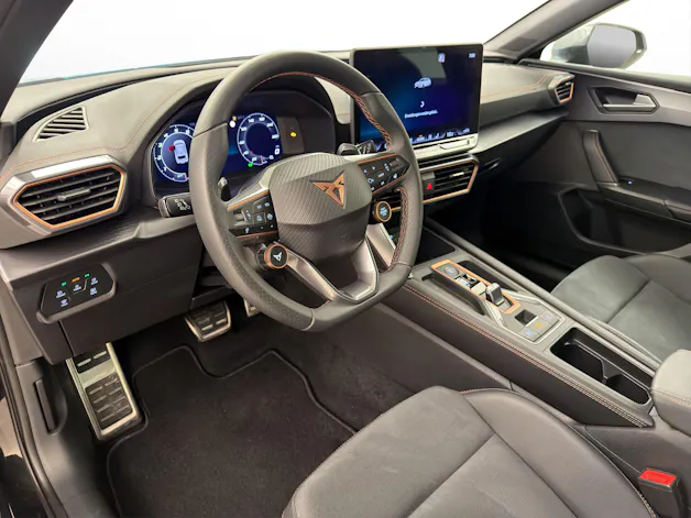 Cupra Leon ST 2.0 TSI 333 VZ 4Drive