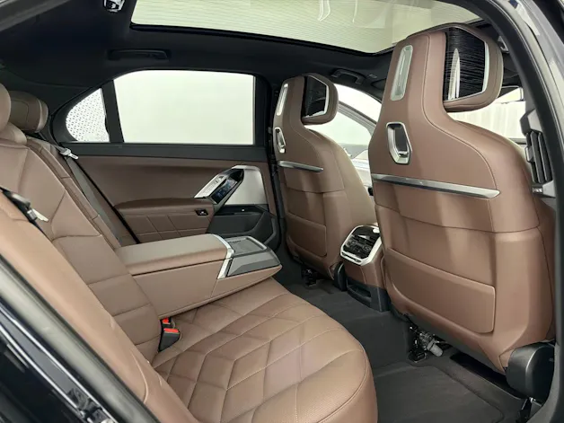 BMW 740d xDrive 48V M Sport